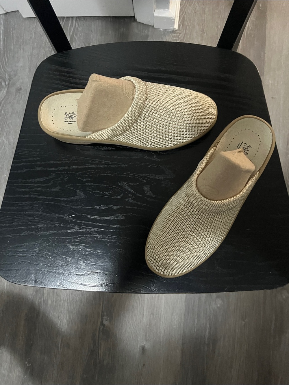 Woman's Slip-On Knit Clog - Cream